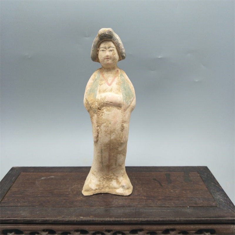 Vintage Collectible Pottery - العتيقة سلالة تانغ سانكاي الفخار الجمال