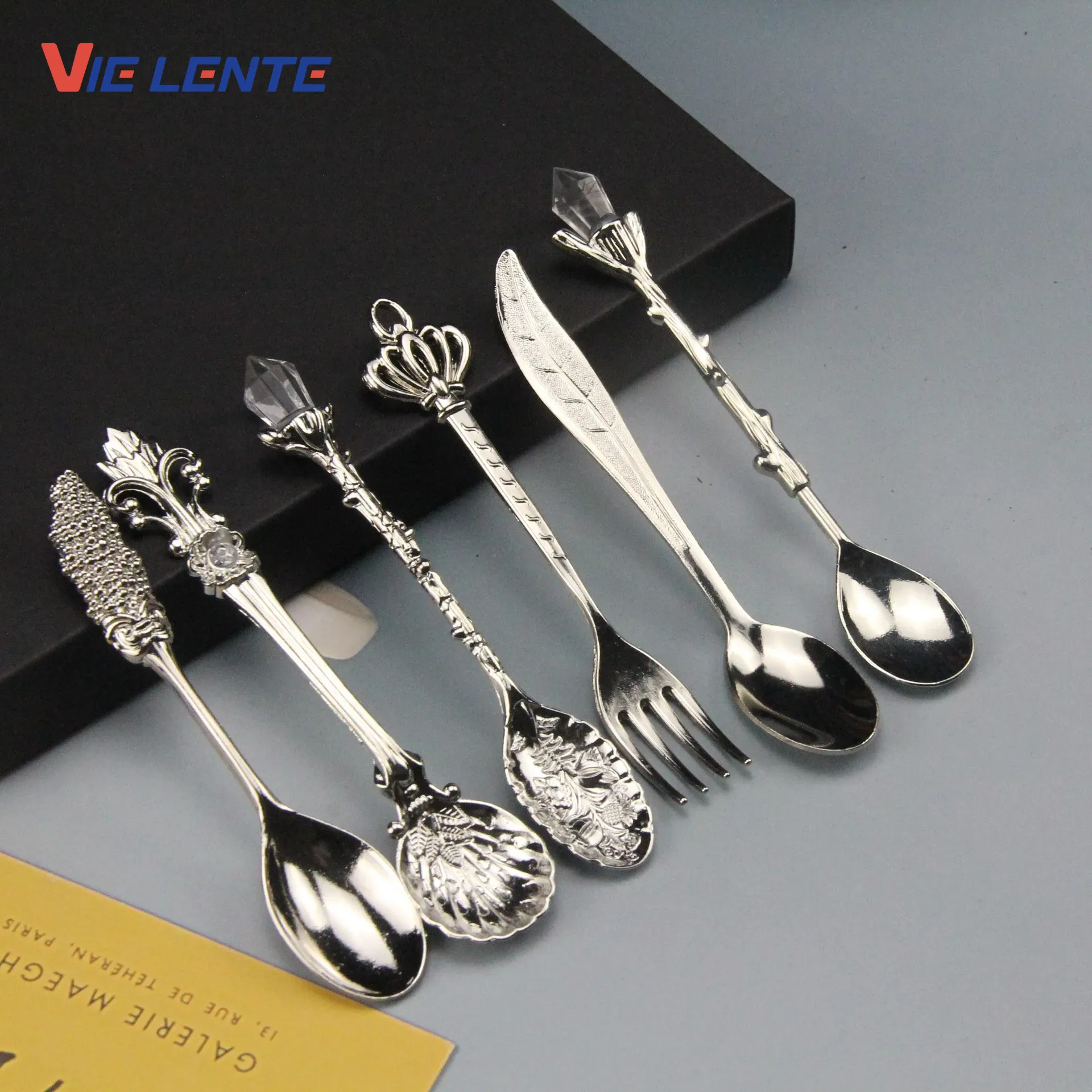 Vintage Collectible Spoons - 6 قطعة مجموعة الآيس كريم ملعقة