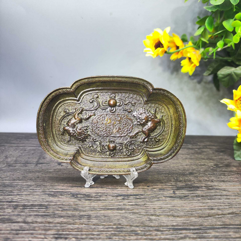 Vintage Collectible Ashtrays - مجموعة تحف عتيقة، قلم نحاسي مطلي