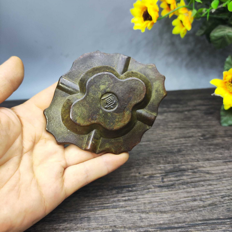 مجموعة تحف عتيقة، قلم نحاسي مط - مراجعة Vintage Collectible Ashtrays وسعره