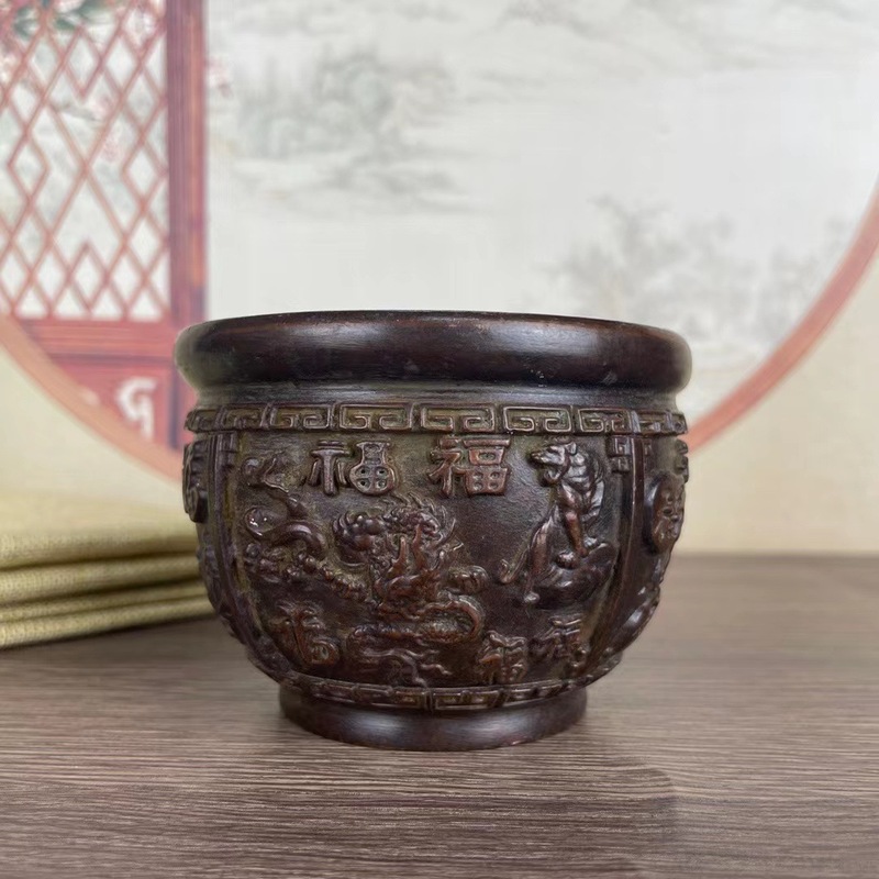 قطع تذكارية عتيقة وكلاسيكية: م - مراجعة Vintage Collectible Ashtrays وسعره
