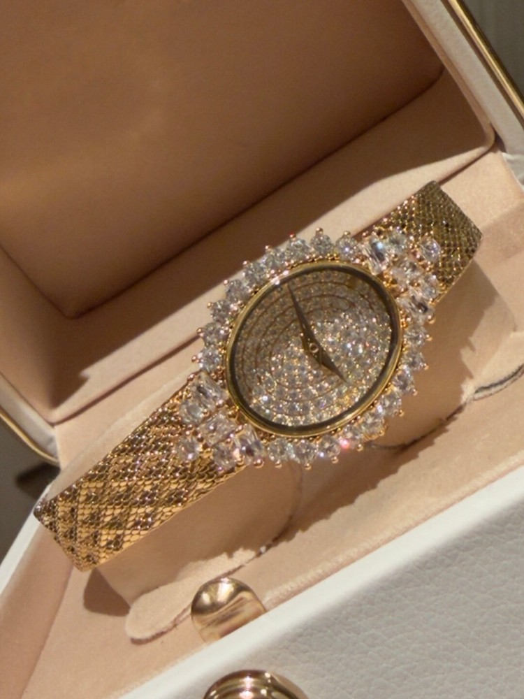 ساعة كوارتز نسائية كلاسيكية بي - مراجعة Vintage Watch Crystal وسعره