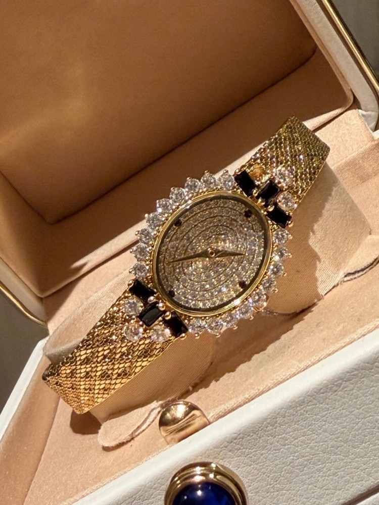 ساعة كوارتز نسائية كلاسيكية بي - مراجعة Vintage Watch Crystal وسعره